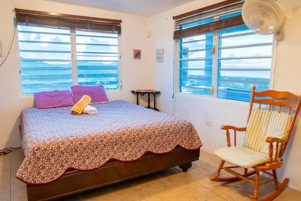 Hill Top Apartment With 360 Degree Balcony View Vieques